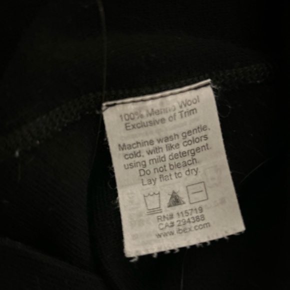 Ibex Women’s 100% Merino Wool Black Half-Zip Ski warm Hooded base layer. medium - Picture 5 of 8